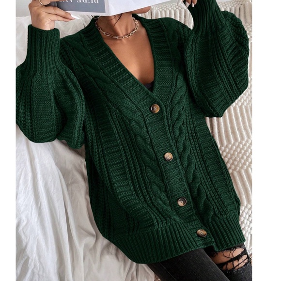 Cozy Solid Chunky cable Knit Button down Oversized Cardigan - Picture 5 of 8